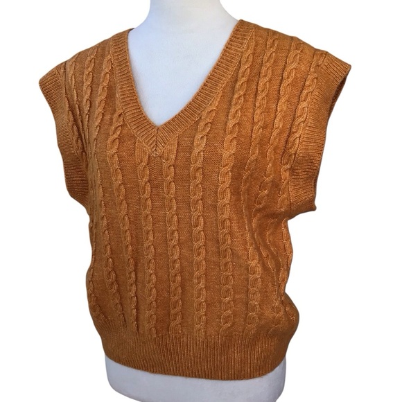 Cupcakes And Cashmere Gold V Neck Cable Knit Sweater Top NEW - Picture 2 of 7
